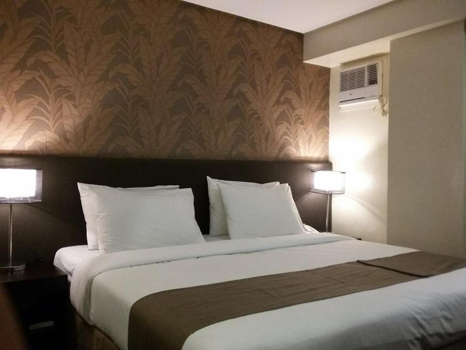 Gt Hotel Iloilo Kültér fotó